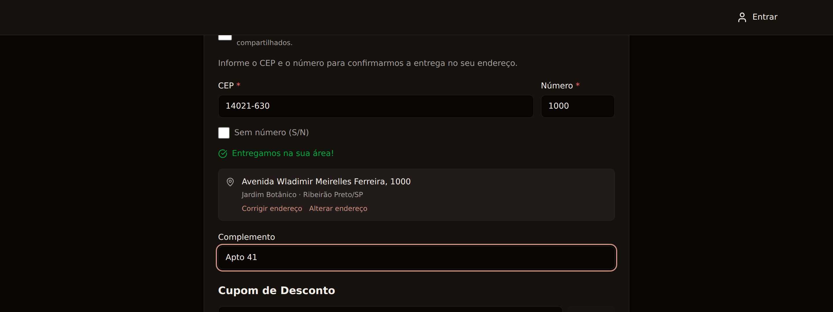 Checkout de delivery na loja online com CEP e número lado a lado, a opção Sem número e o endereço já confirmado