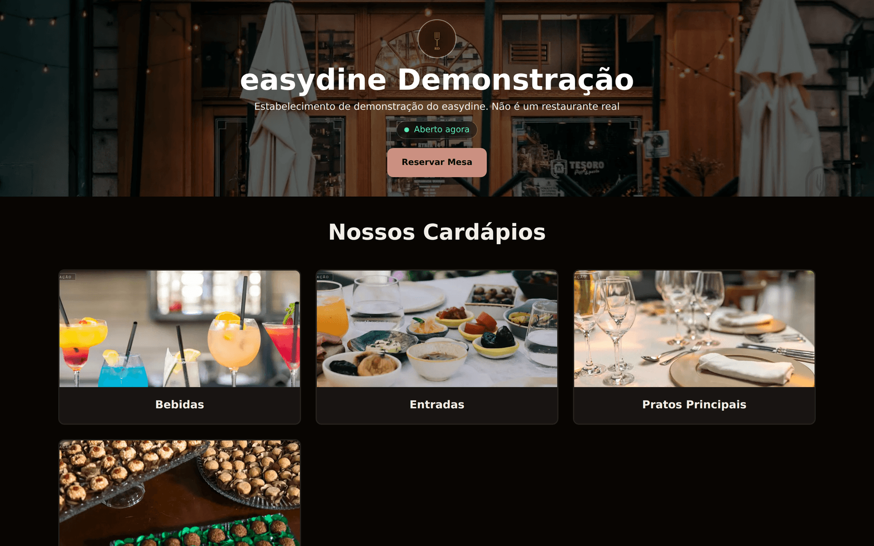 Loja online publicada com logo, banner e cor da marca do estabelecimento de demonstração